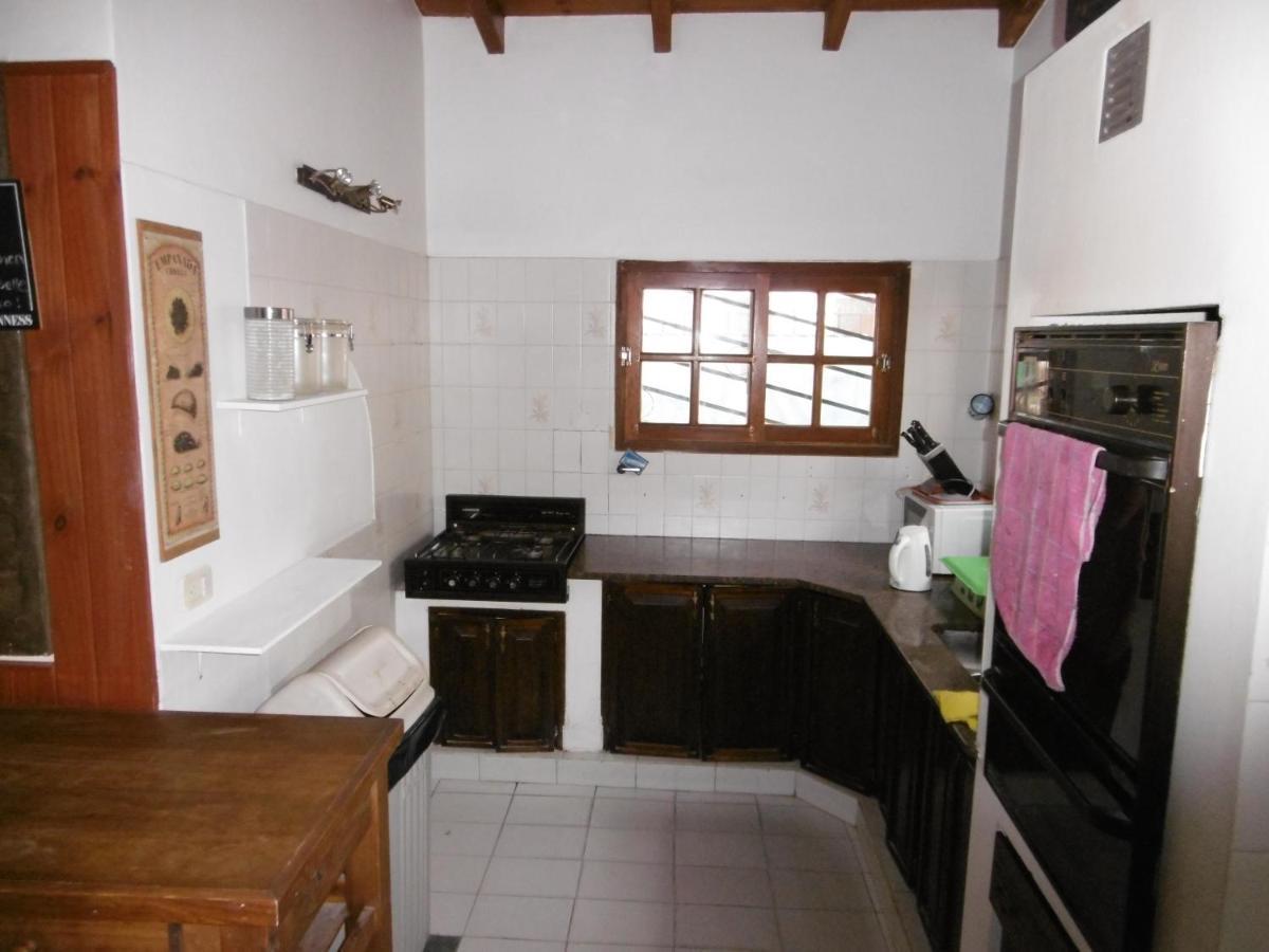 Hostel La Casa De Tounens Puerto Madryn Eksteriør bilde