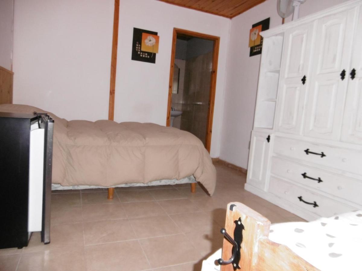 Hostel La Casa De Tounens Puerto Madryn Eksteriør bilde